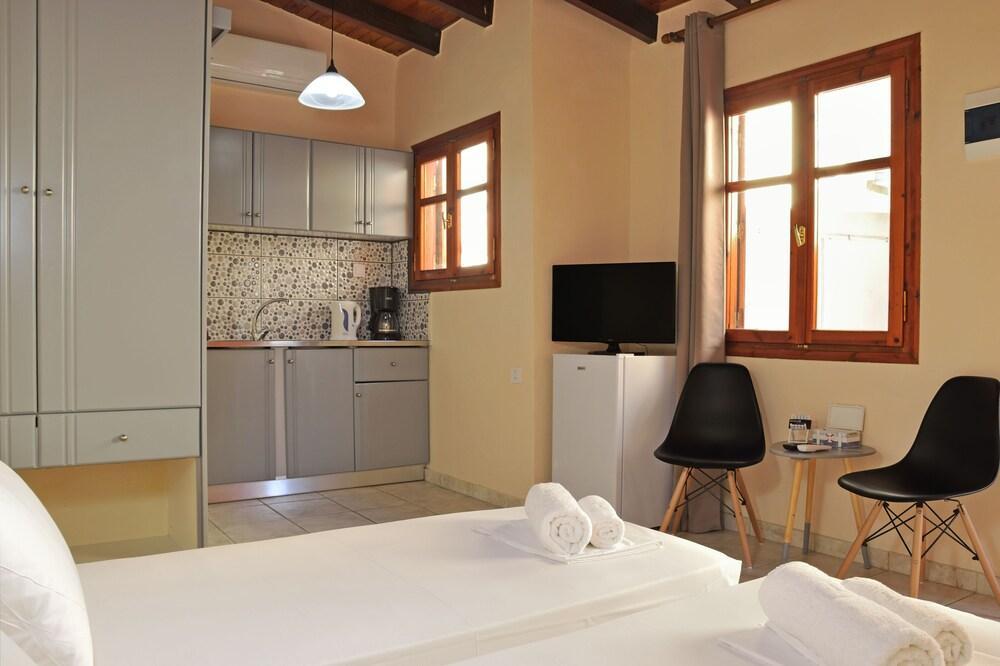 Urban Studios Manos Chania  Exterior photo